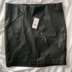 DYNAMITE Black faux leather mini skirt, NWT size M